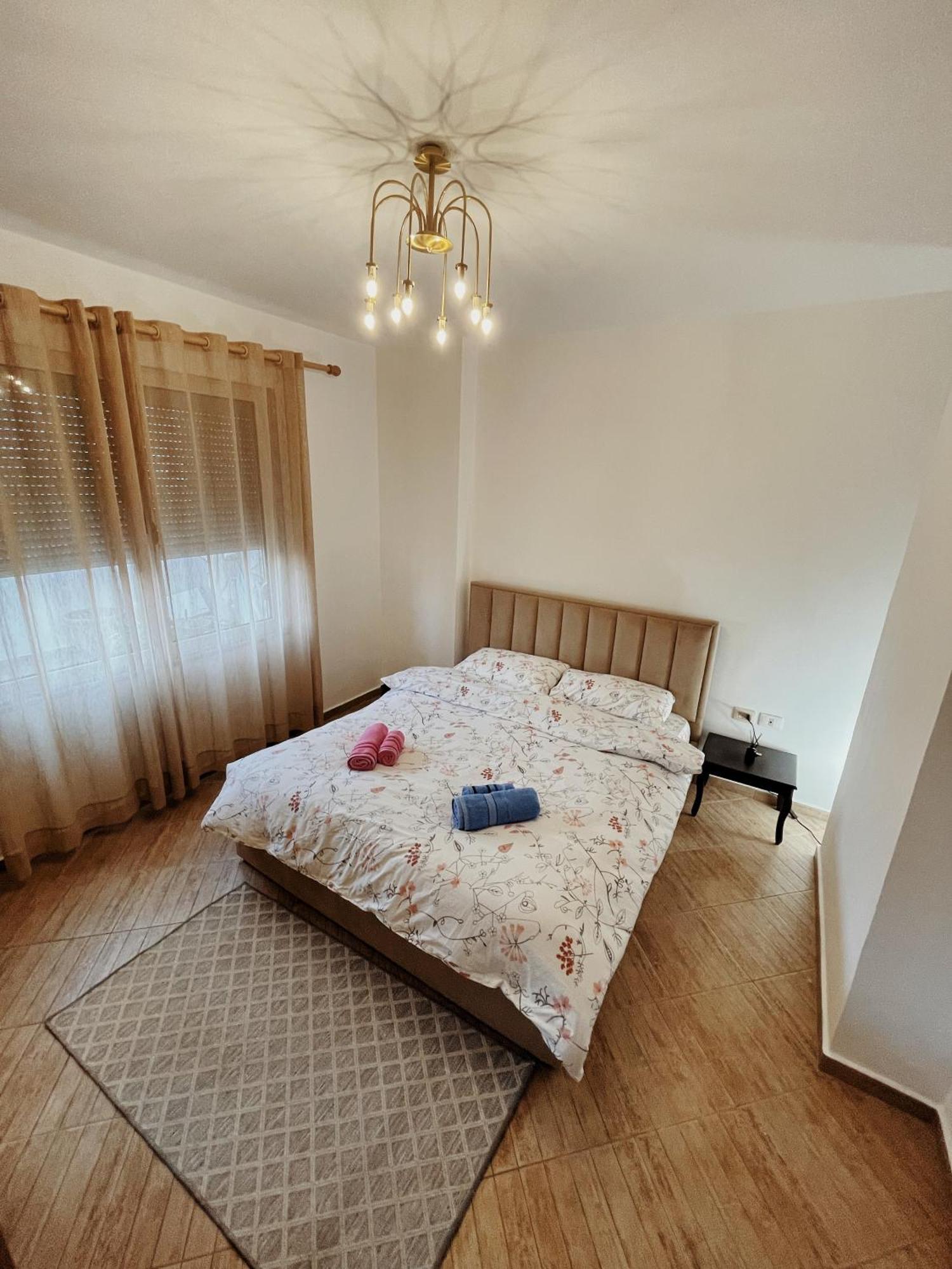 Lovely Apartment ティラナ エクステリア 写真